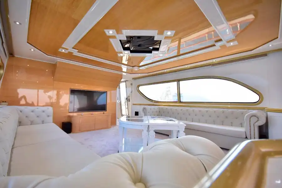 YACHT PASİFİC